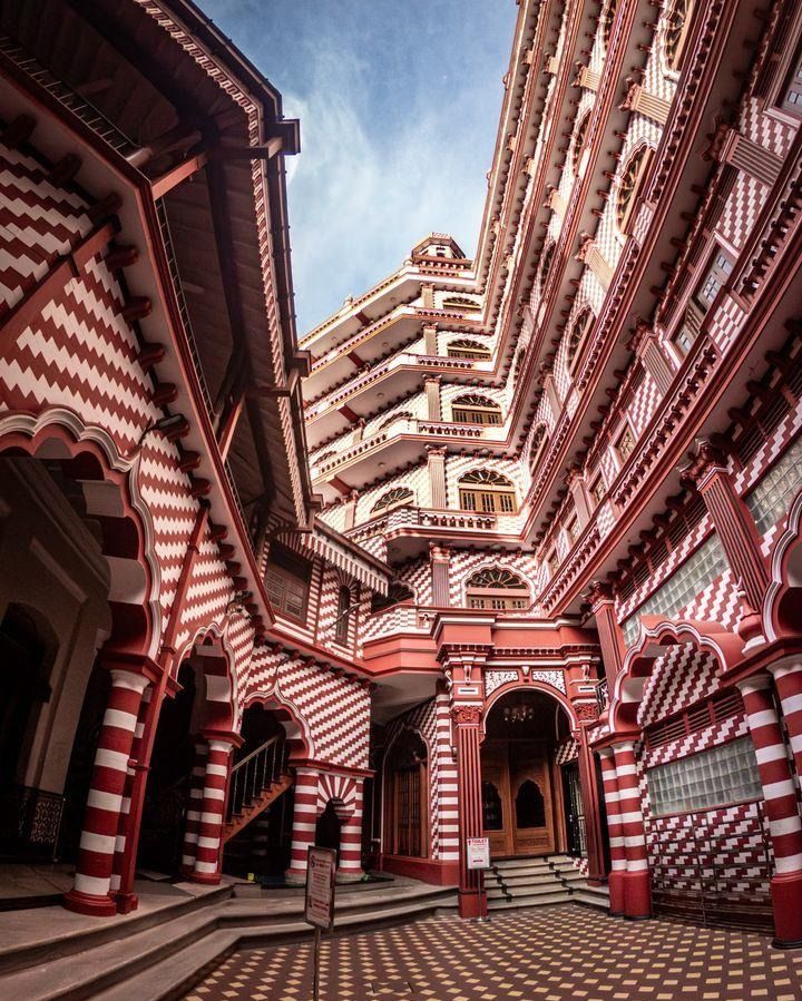 Red Mosque (Jami Ul-Alfar Mosque) A Landmark of Colombo’s Skyline