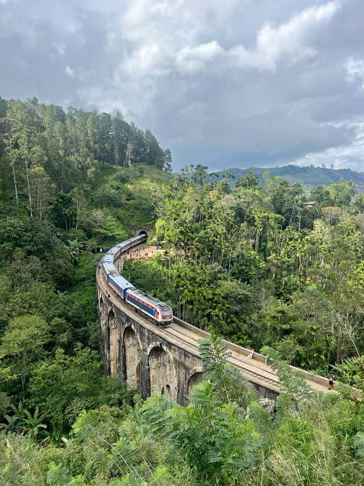 Nine Arches Bridge  Ella’s Iconic Railway Wonder